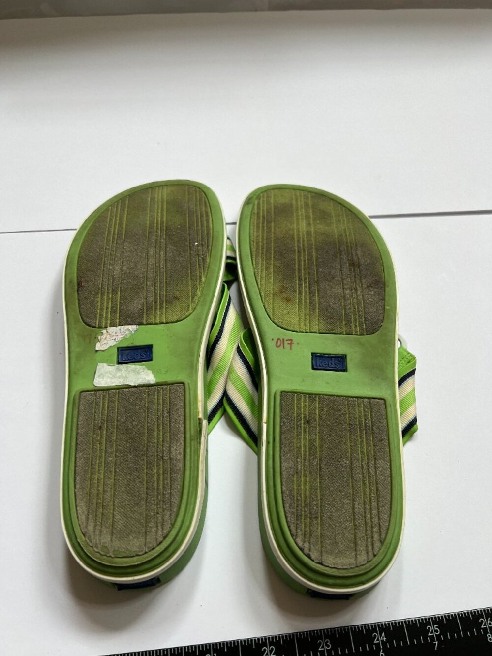 Nautica Blue and Green Tote with Keds Blue and Green Sandals W 81/2 - Picture 8 of 12